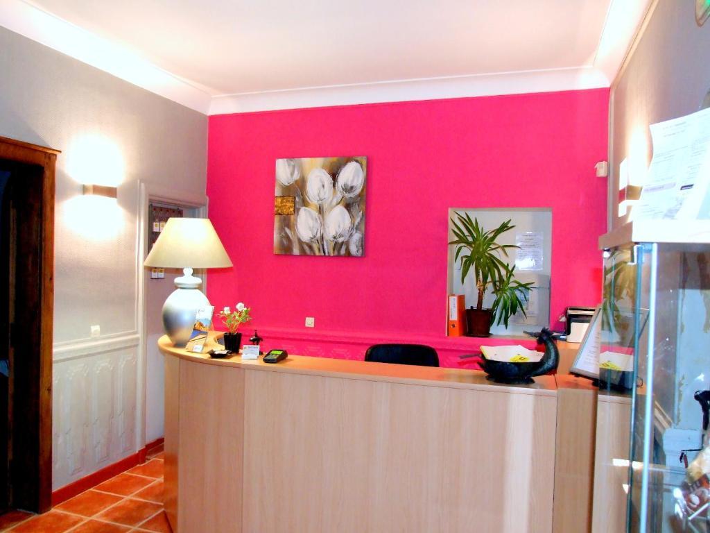 Logis Hotel L'Occitan 2 Etoiles Gaillac Buitenkant foto